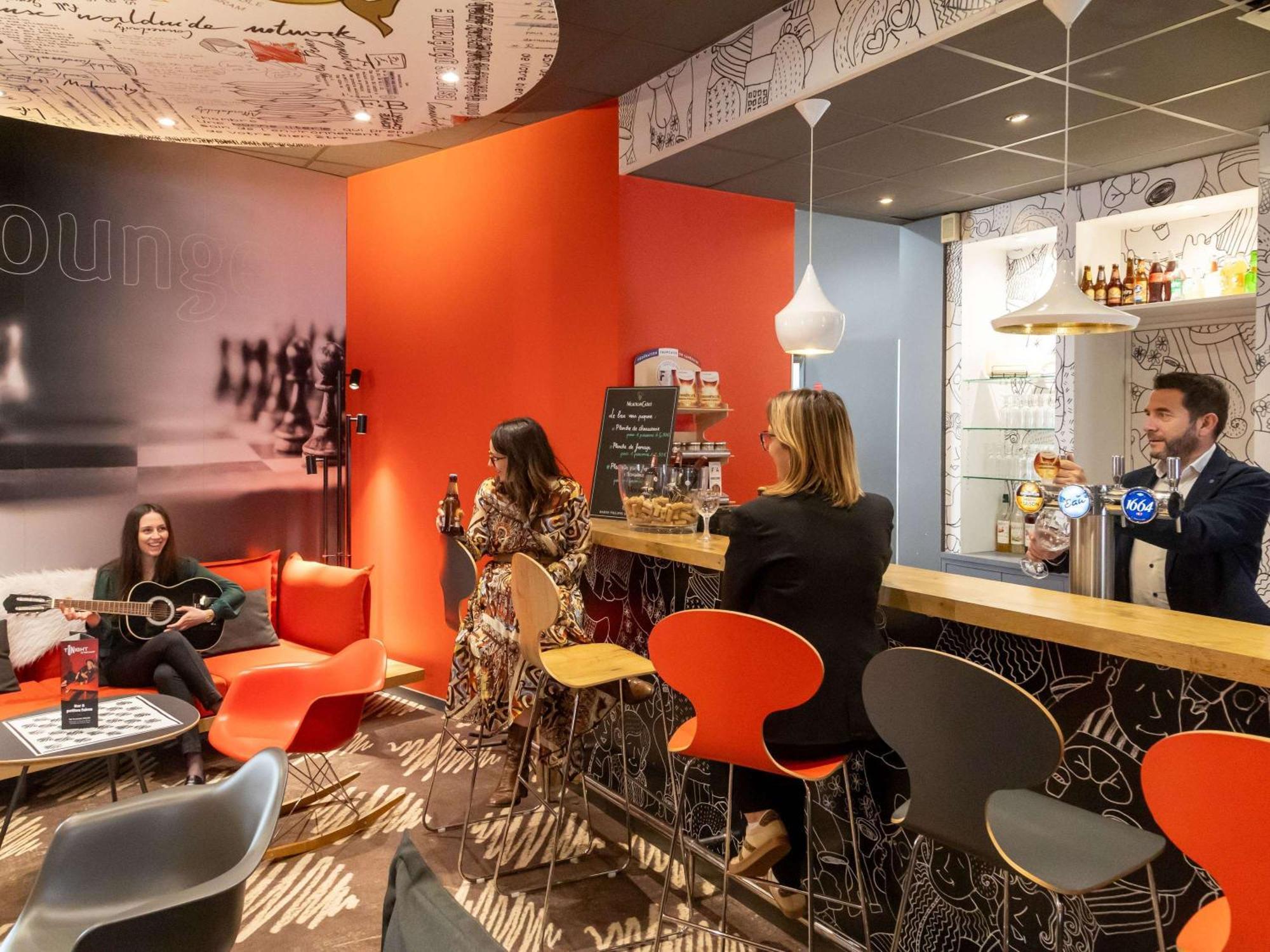 Ibis Le Puy-En-Velay Centre Hotel Ngoại thất bức ảnh