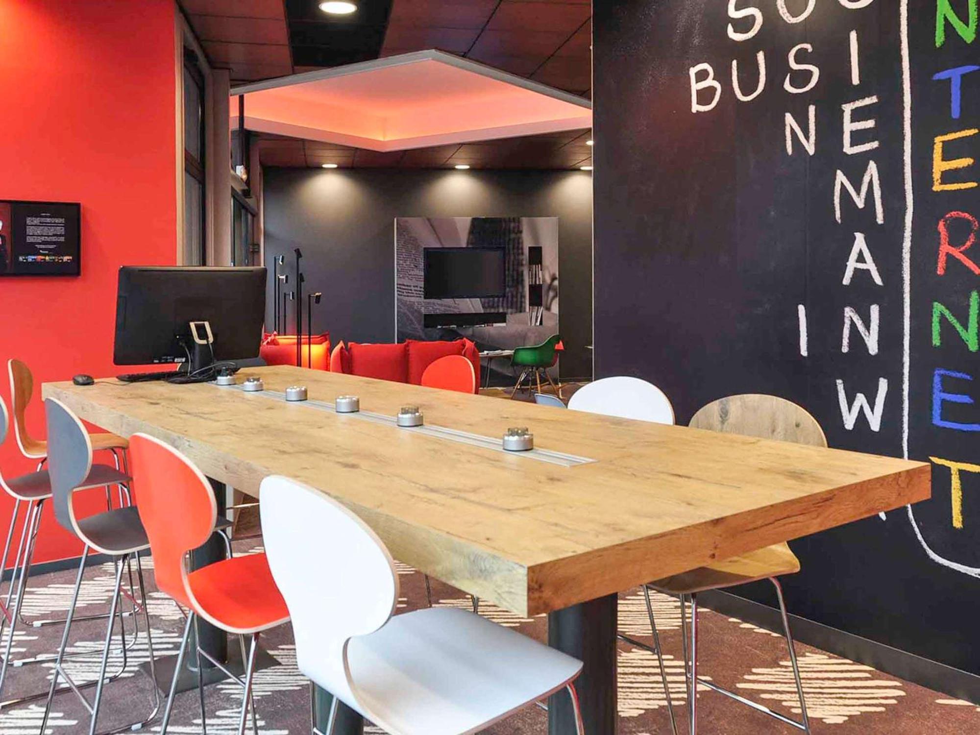 Ibis Le Puy-En-Velay Centre Hotel Ngoại thất bức ảnh