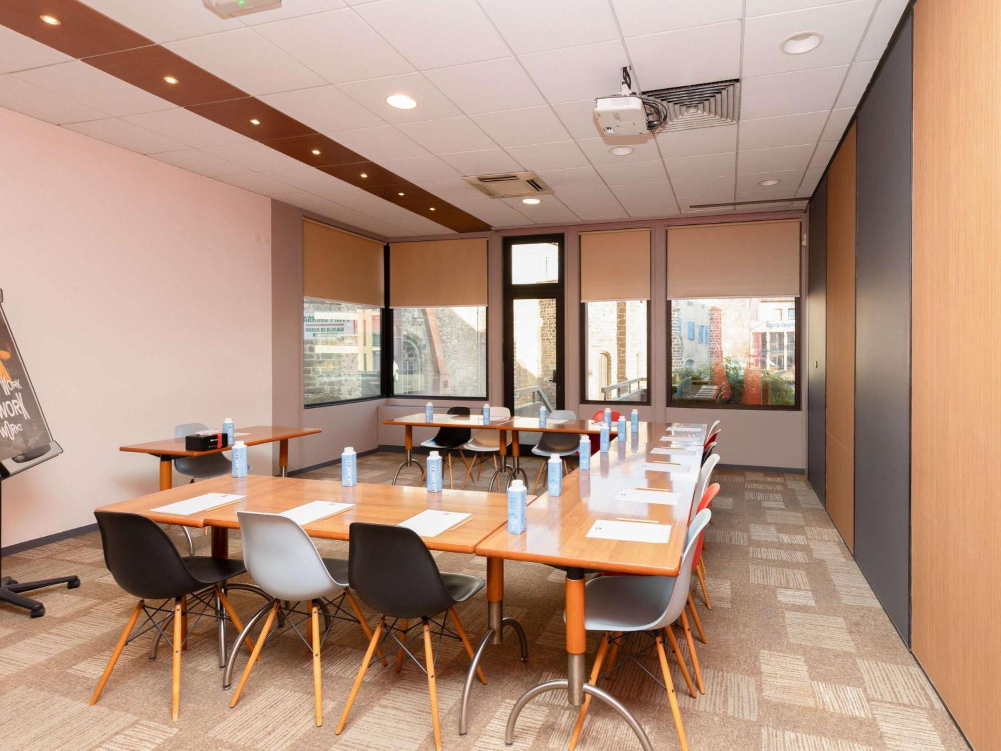 Ibis Le Puy-En-Velay Centre Hotel Ngoại thất bức ảnh