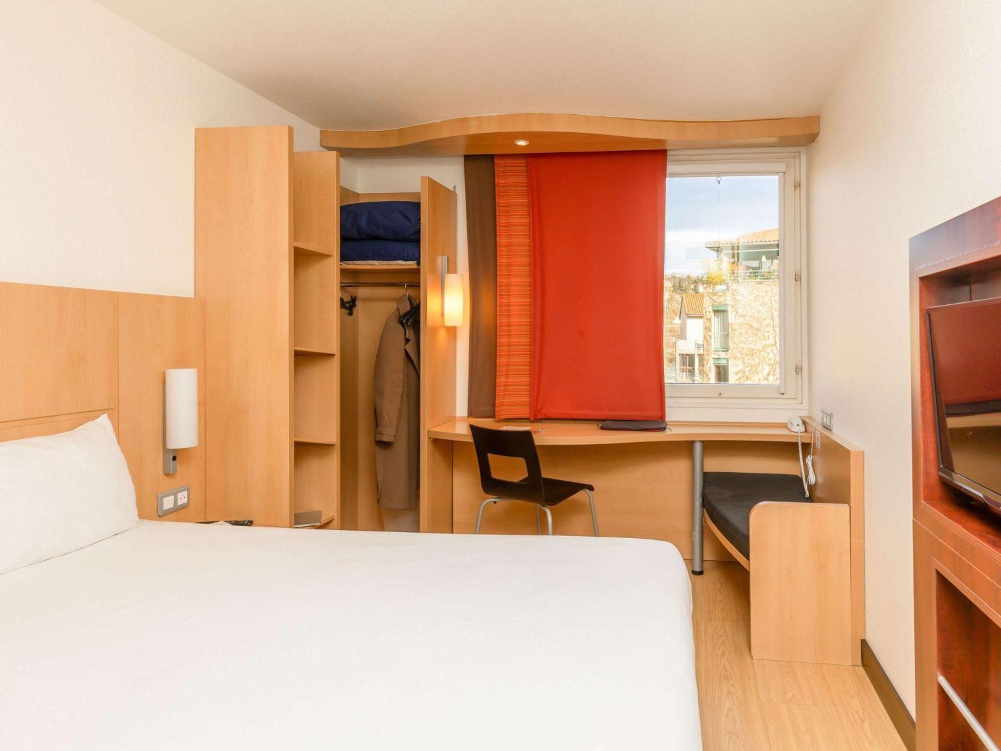 Ibis Le Puy-En-Velay Centre Hotel Ngoại thất bức ảnh