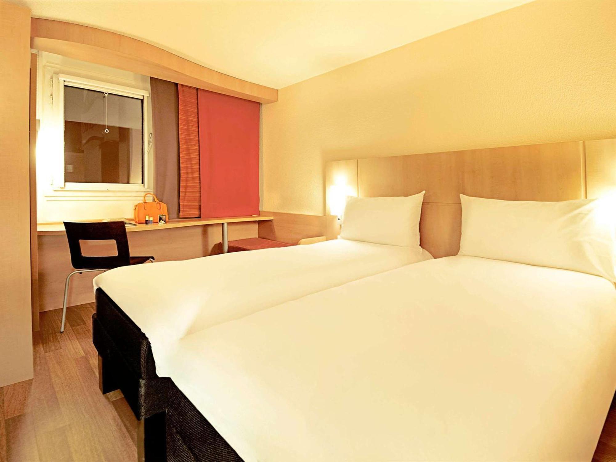Ibis Le Puy-En-Velay Centre Hotel Ngoại thất bức ảnh