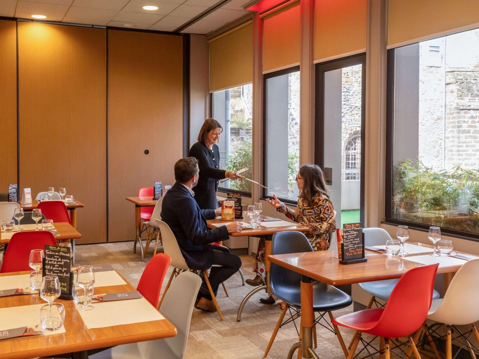 Ibis Le Puy-En-Velay Centre Hotel Ngoại thất bức ảnh