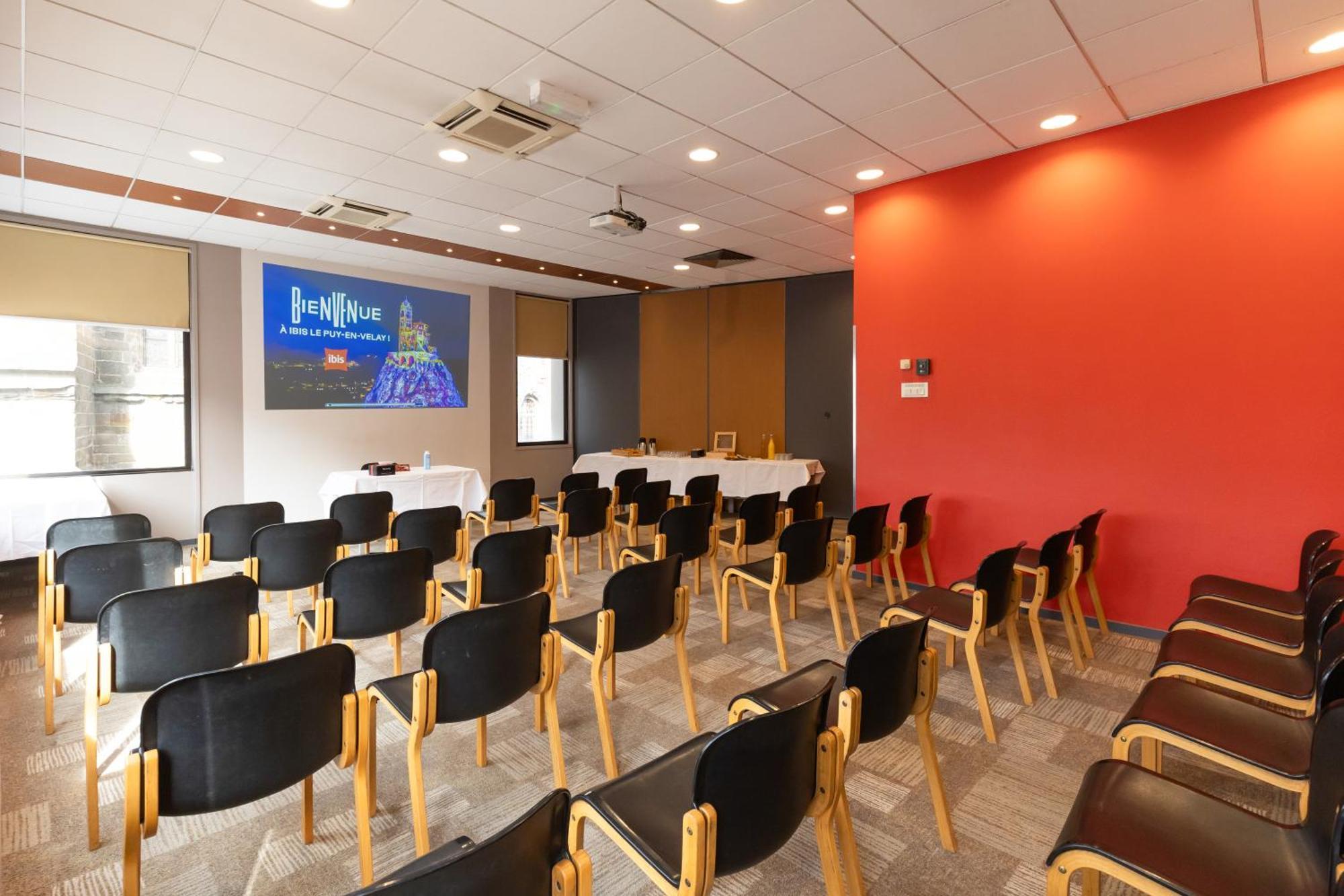 Ibis Le Puy-En-Velay Centre Hotel Ngoại thất bức ảnh